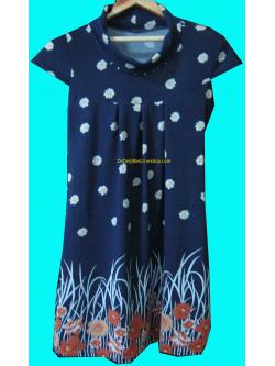 ขายแล้วค่ะ D3:2nd hand dress เดรสสีน้ำเงิน ผ้าวูลเนื้อนิ่ม ชายกระโปรงเล่นลายดอกไม้❤