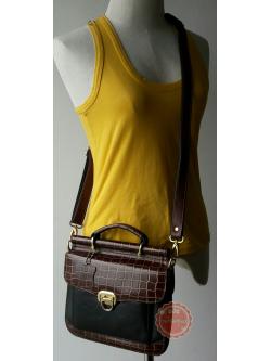B62:Vintage leather bag กระเป๋าหนังแท้ วินเทจ สะพายข้าง ถอดสายเป็นกระเป๋าถือได้ ตัวกระเป๋าเปิดใช้ได้ทั้ง 2 ด้าน (หน้า/หลัง)
