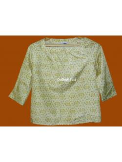 ขายแล้วค่ะ T18:Vintage top เสื้อผ้าไหมสีครีม ลายกราฟฟิคโบราณ สวยจริงค่ะ❤