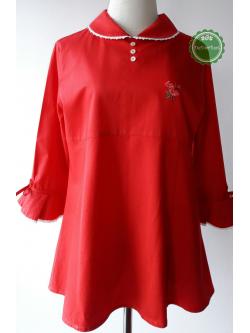 T104:Vintage top เสื้อวินเทจสีแดง คอบัวเดินขอบลูกไม้สีขาว ปักลายดอกกุหลาบที่อก