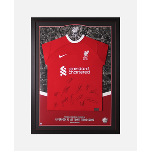 เสื้อลิเวอร์พูลลายเซ็นต์นักเตะ