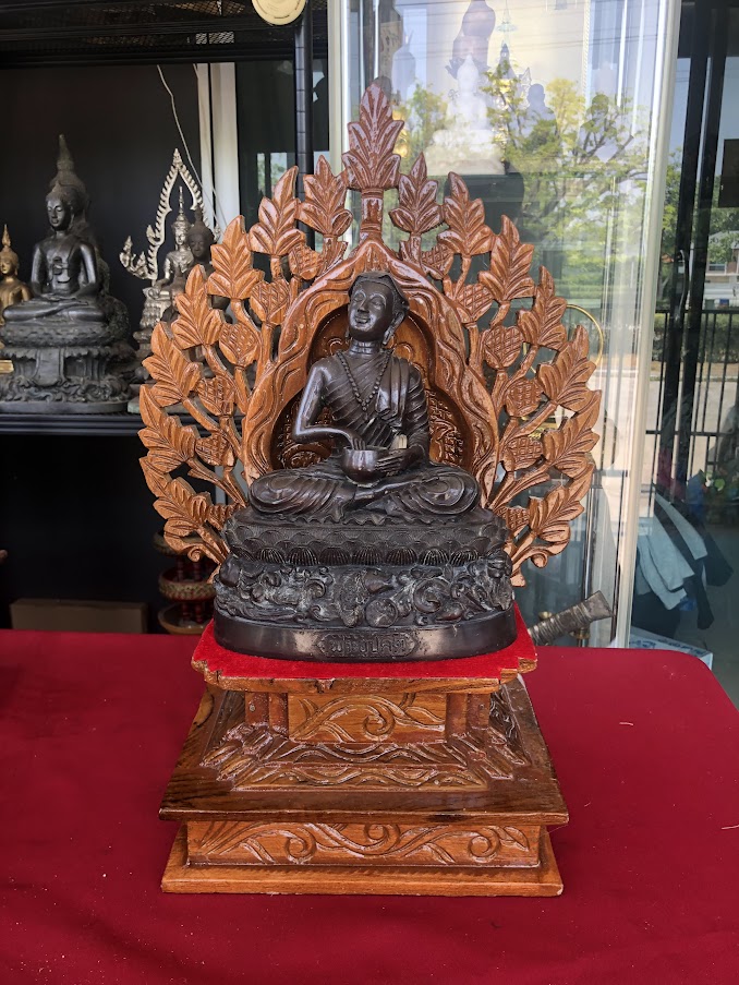 บัลลังก์ไม้สัก 8 นิ้ว