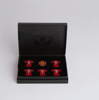 ชุดเข็มกลัดที่ระลึกแมนเชสเตอร์ ยูไนเต็ด 7s Badge Set Red ของแท้
