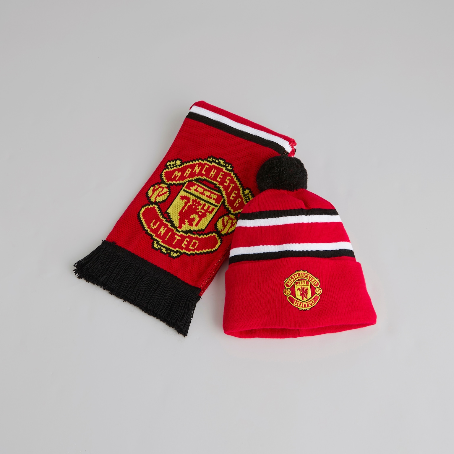 ผ้าพันคอแมนเชสเตอร์ ยูไนเต็ด Hat and Scarf Set สีแดงของแท้