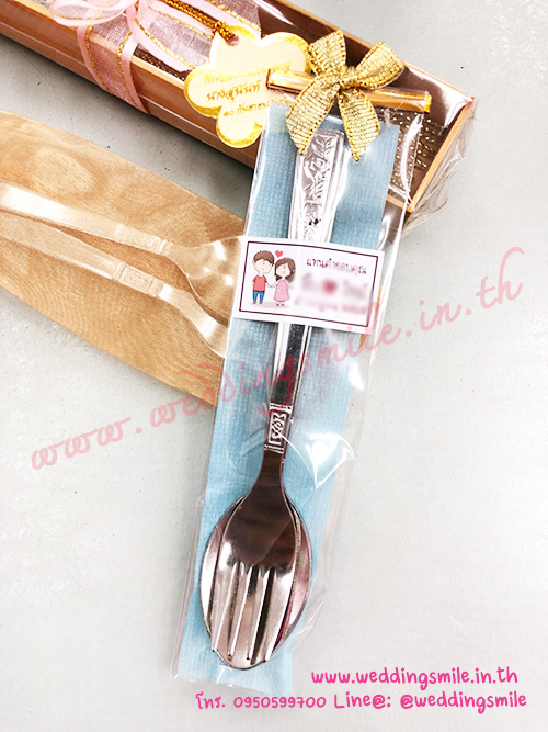 ของชำร่วย, ของชำร่วยงานแต่งงาน, ช้อนส้อมแจกงานแต่งงาน, ช้อนส้อม , ช้อนกาแฟ, ส้อมขนม, ช้อนส้อมเล็กในกล่องไม้, แจกของชำร่วยงานแต่งงาน, ช้อนส้อมแจกงานแต่งงาน, ข้อนส้อมสแตนเลส, ช้อนส้อมแสตนเลสแจกงานแต่งงาน