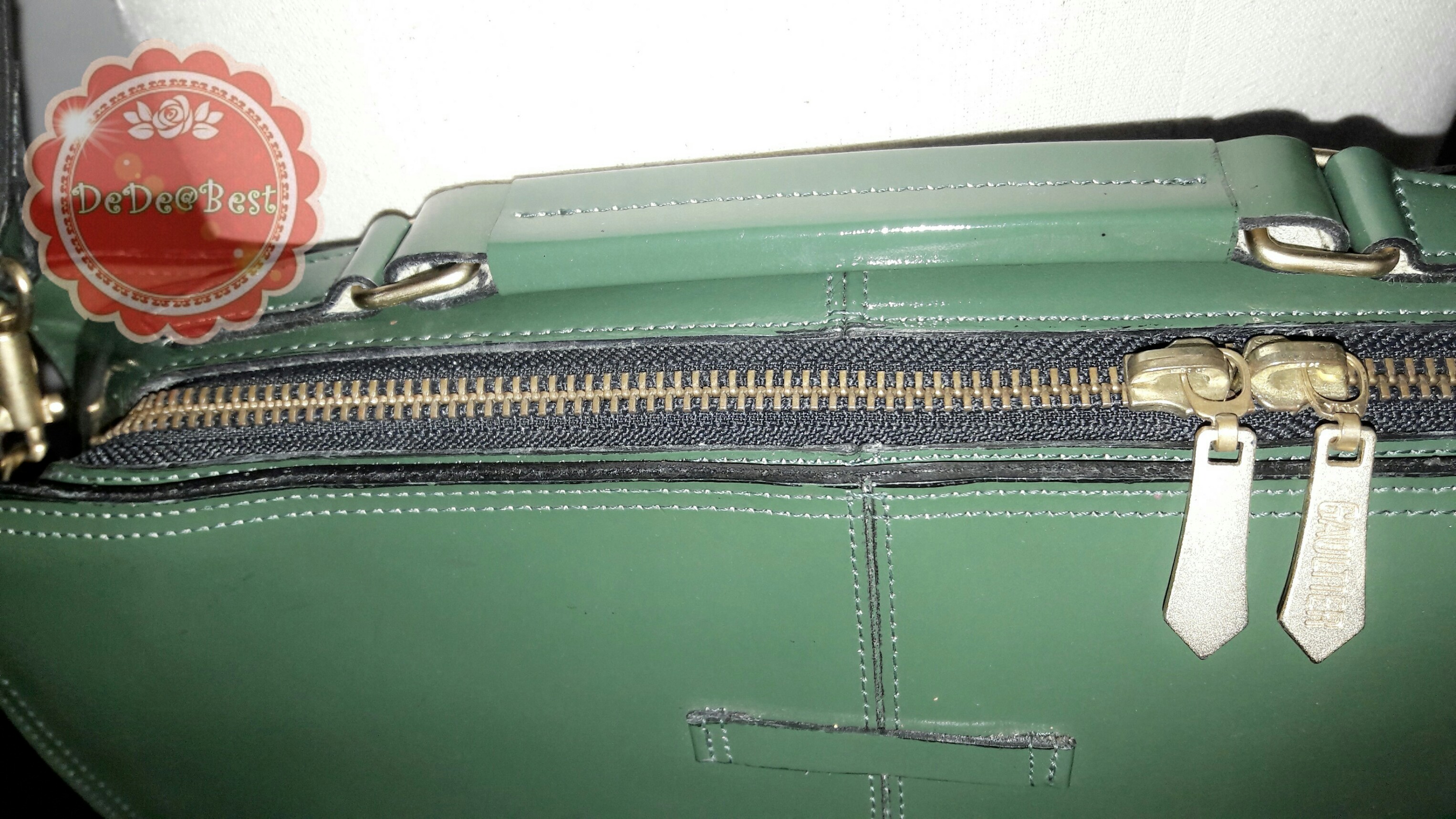 B44:Vintage leather bag กระเป๋าหนังแท้สีเขียวทรงสี่เหลี่ยม/ใส่เอกสาร/สะพาย/ถือ/ถอดสายได้