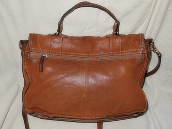 ขายแล้วค่ะ B33:Vintage leather bag กระเป๋าหนังแท้สะพายข้าง (มีหูหิ้ว) !! ส่งฟรีคร่าาา !!❤