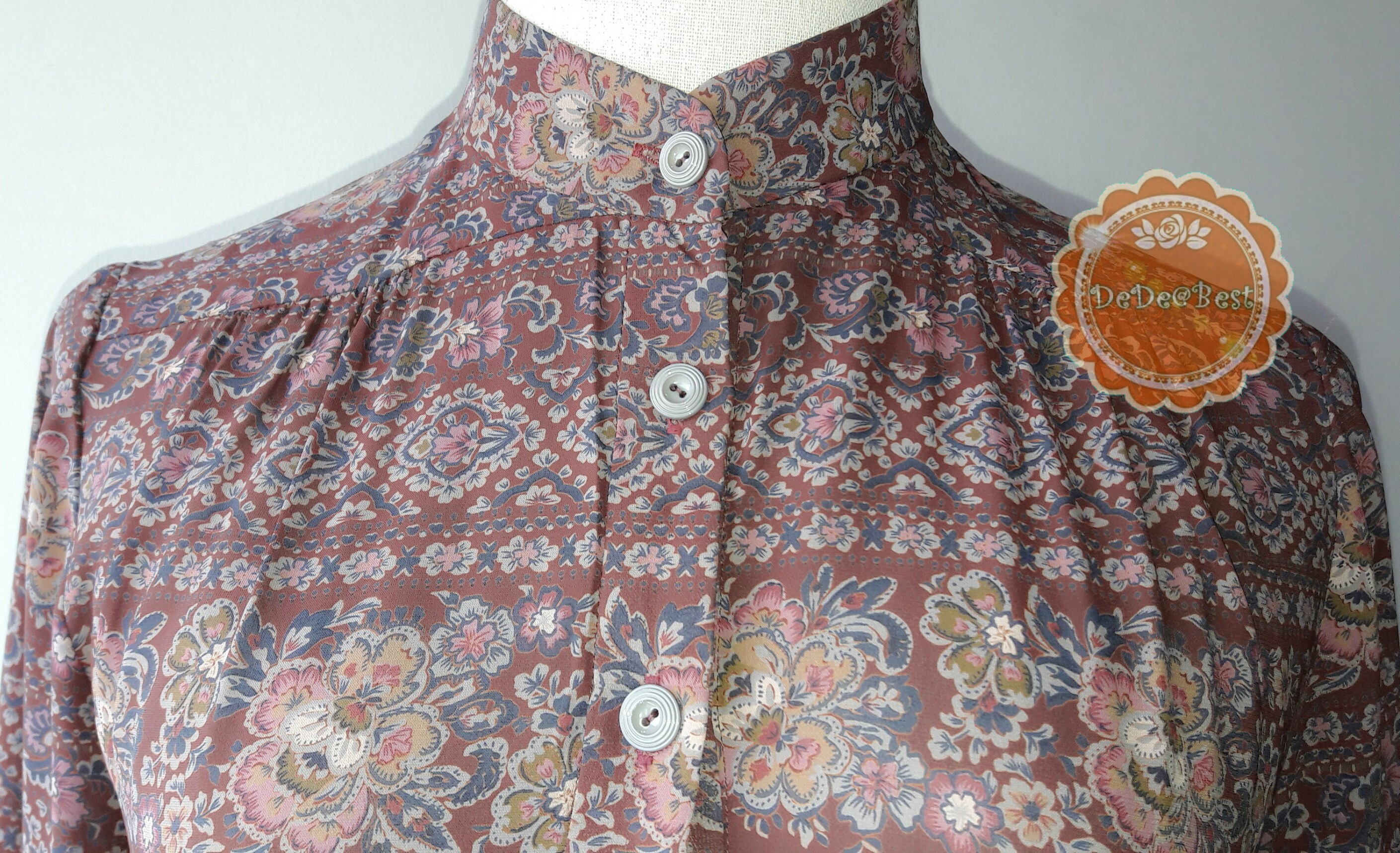 ขายแล้วค่ะ D60:Vintage dress เดรสวินเทจ โทนสีน้ำตาล ลายกราฟฟิคและดอกไม้❤