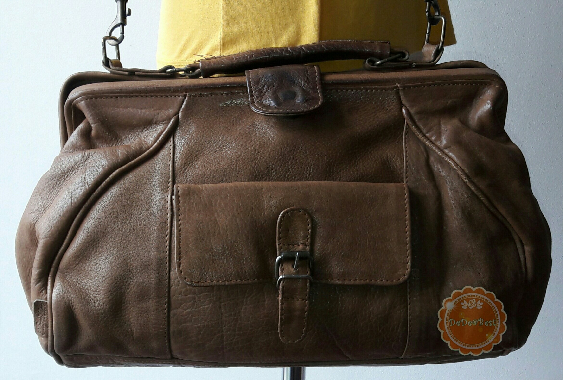 ขายแล้วค่ะ B61: Vintage leather doctor bag กระเป๋าหนังแท้ ทรง doctor กระเป๋าวินเทจ กระเป๋าสะพาย ถอดสายเป็นกระเป๋าถือได้❤