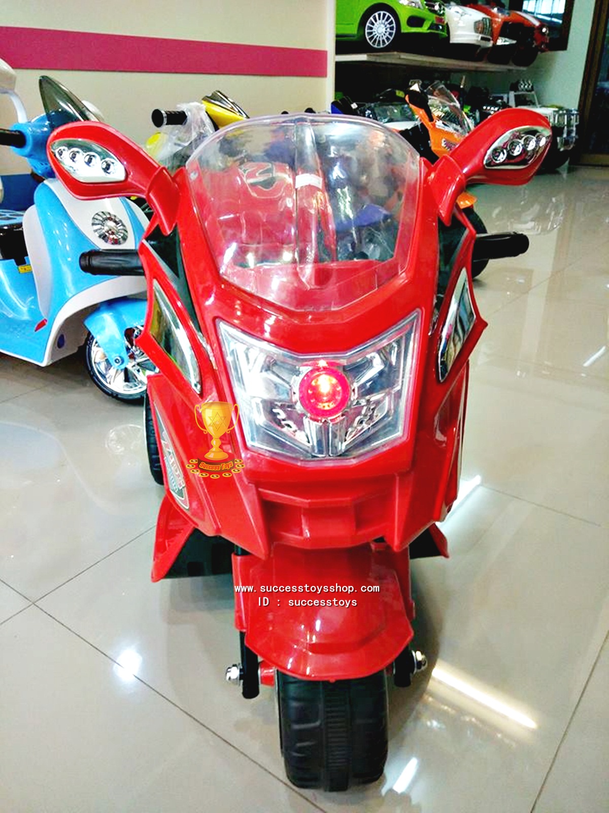 รถมอเตอร์ไซค์ BMW สีแดง