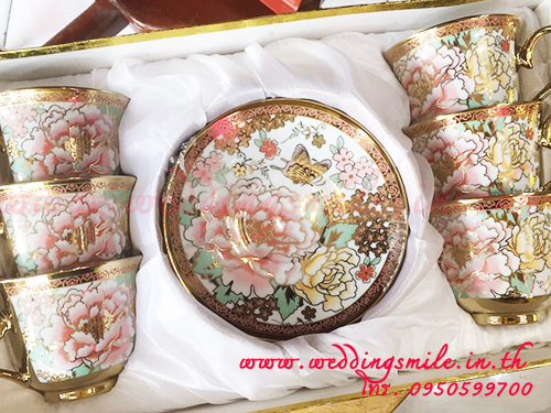 ของรับไหว้งานแต่งงาน, ชุดแก้วรับไหว้, ชุดแก้วน้ำชารับไหว้, ชุดแก้วกาแฟ, ชุดแก้วน้ำชา, ชุดรับไหว้ผู้ใหญ่, ของรับไหว้ผู้ใหญ่, ของรับไหว้ผู้ใหญ่แจกงานแต่งงาน, ของรับไหว้พ่อแม่, ของรับไหว้ แก้ว, แก้วชาลงทอง, ของรับไหว้ผุ้ใหญ่, แก้วกาแฟลงทอง, แก้วกาแฟใหญ่แจกงานแต่งงาน, แก้วกาแฟใหญ่รับไหว้, ของรับไหว้ผู้ใหญ่งานแต่งงาน, ของรับไหว้ยกน้ำชา, 