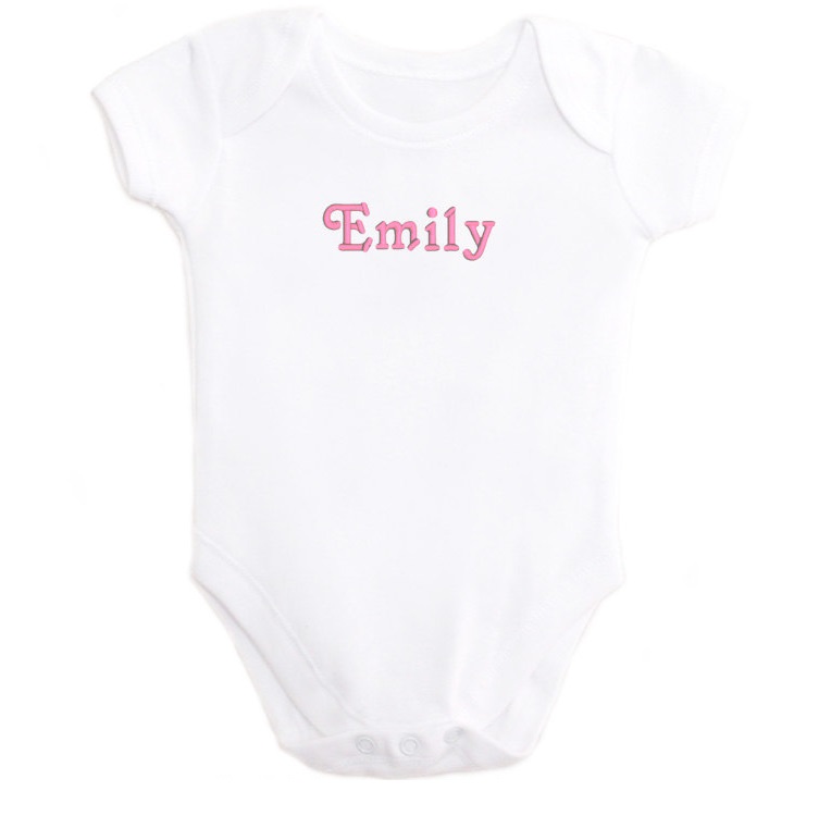 บริการปักชื่อเด็ก ลงบนสินค้า อาทิ ผ้าอ้อม เสื้อผ้า ผ้าห่ม กระเป๋า