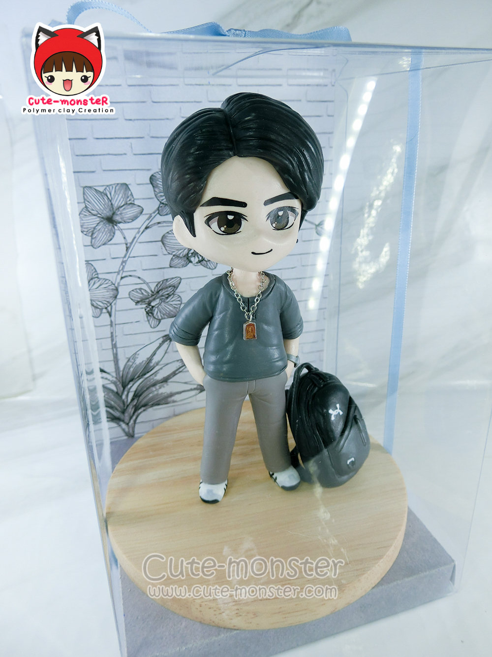 โมเดลดินปั้น ตุ๊กตาดินปั้น งานสั่งทำตามแบบ สูง 4"
