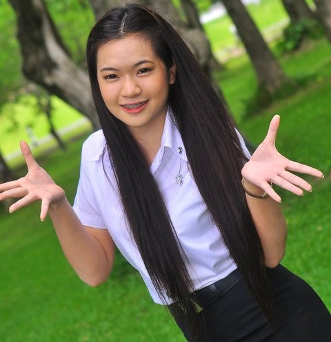 เสื้อนักศึกษาหญิง ไม่มีสาบหน้า-สาบหลัง ถูกระเบียบ ยี่ห้อ FG Uniform
