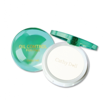 Karmart Cathy Doll Oil Control Film Pact แป้งอัดแข็งสีขาวละมุนลดความมันส่วนเกินบนใบหน้า อณูแป้งมีรูเล็กละเอียดช่วยดูดซับน้ำมันออกจากผิว และรูขุมขนได้อย่างยอดเยี่ยม
