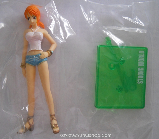 ตัวพิเศษจากชุด One Piece Locations Strong World - Nami (Pink)