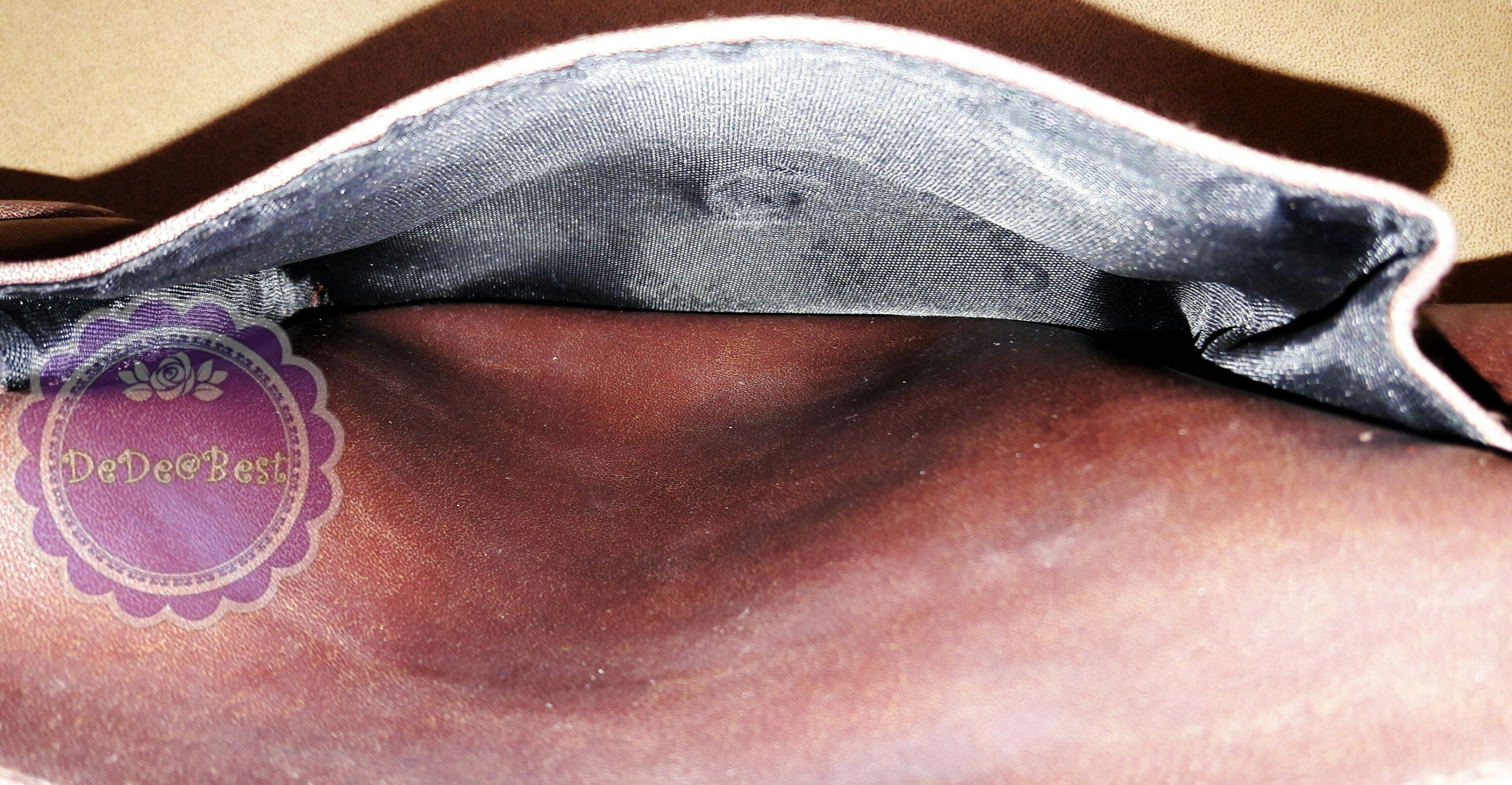 B50:2nd hand bag กระเป๋าสะพายหนังสีน้ำตาล ถอดสายเปลี่ยนได้ มีสายสั้นและสายยาว