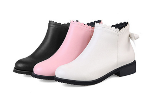 รองเท้าบู๊ทสั้น สีขาว ซิปข้าง ประดับโบว์ด้านหลัง น่ารัก Size 32-48