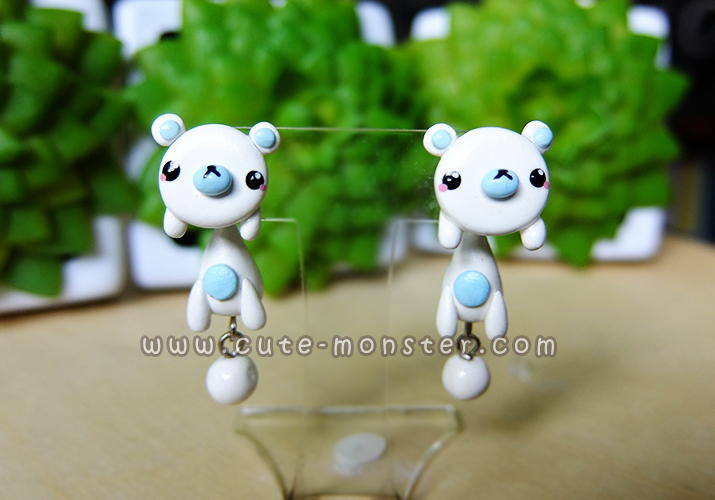 ต่างหูดินปั้น หมีขาว White bear Earrings