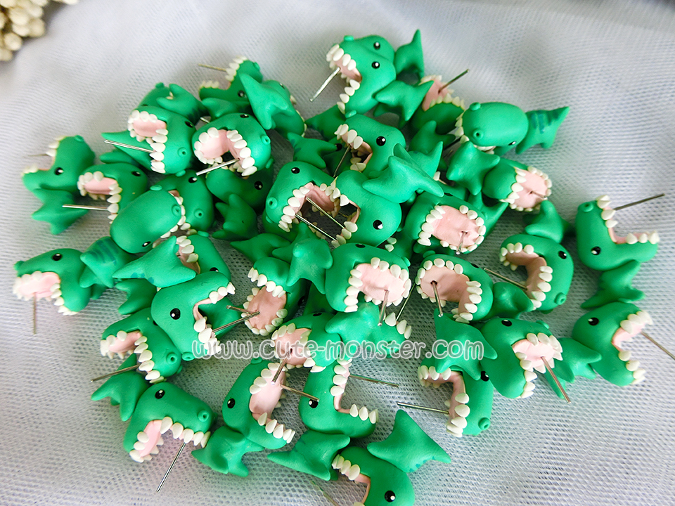 Little T-REX ไดโนเสาร์กัดหู