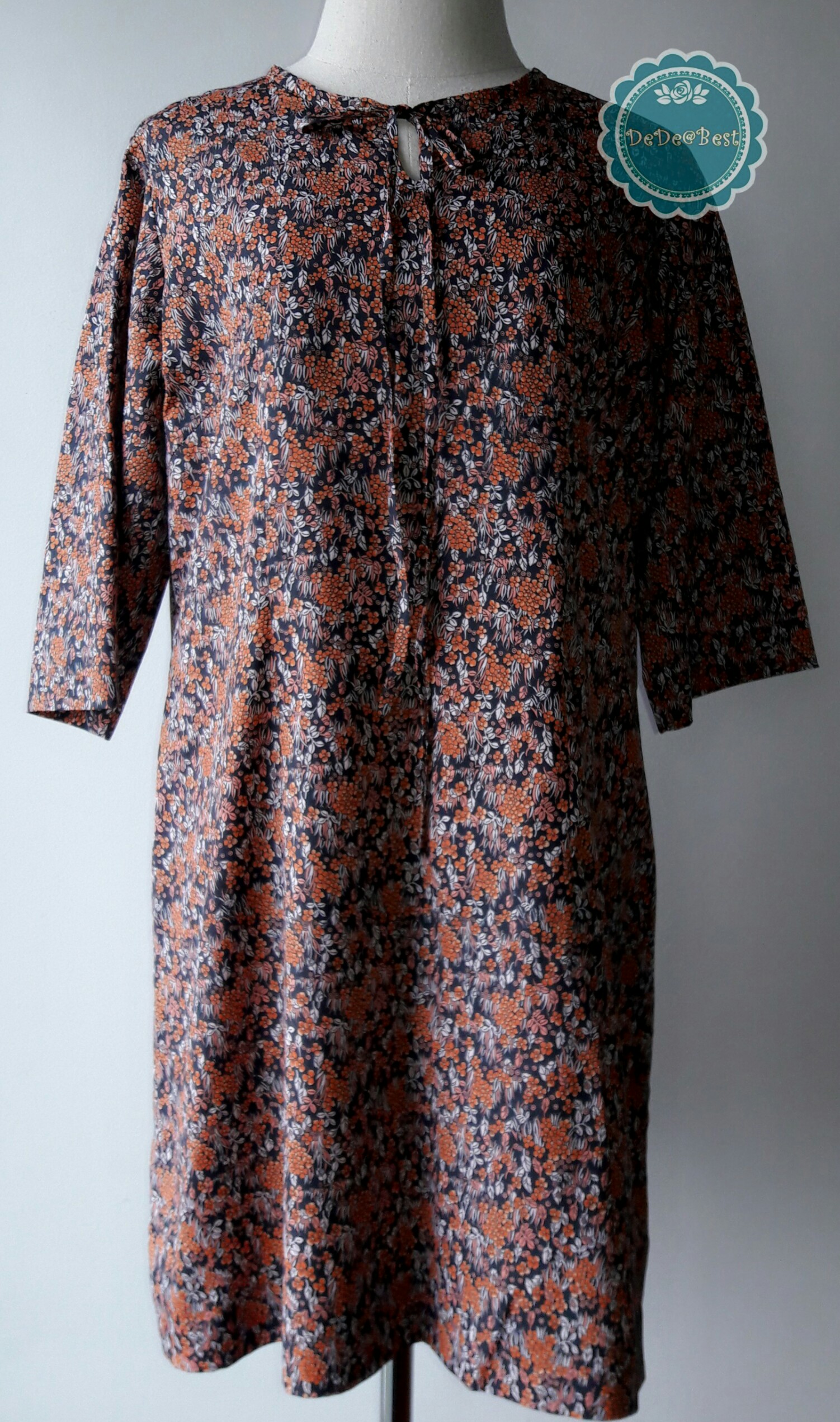 D63:Vintage dress เดรสวินเทจลายดอกไม้สีดำ-สีส้ม คอผูกโบว์ได้