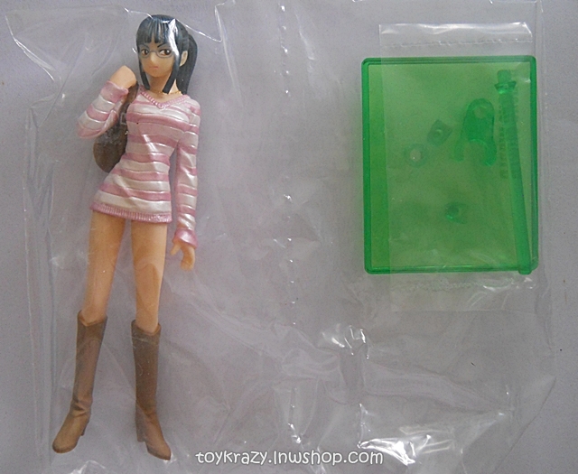 ตัวพิเศษจากชุด One Piece Locations Strong World - Robin (Pink)