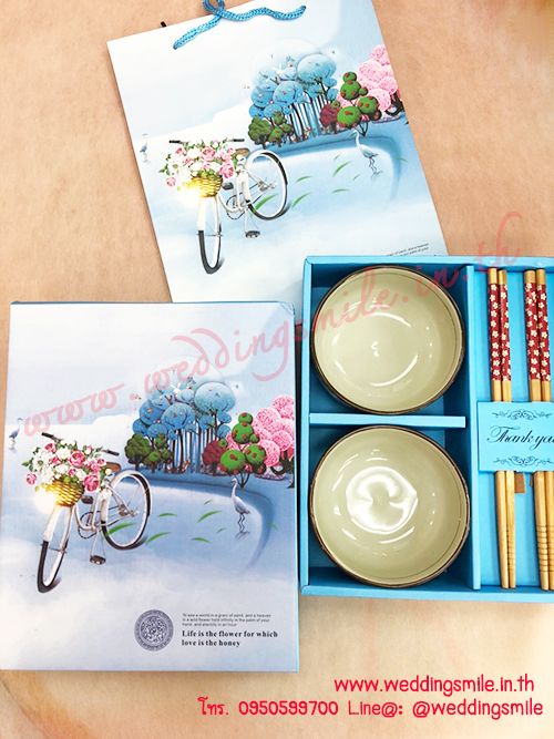 ของรับไหว้ ชามข้าวญี่ปุ่น เซ็ทคู่ ในกล่อง พร้อมถุงกระดาษลายเดียวกัน (TU) ชุดละ 120.-