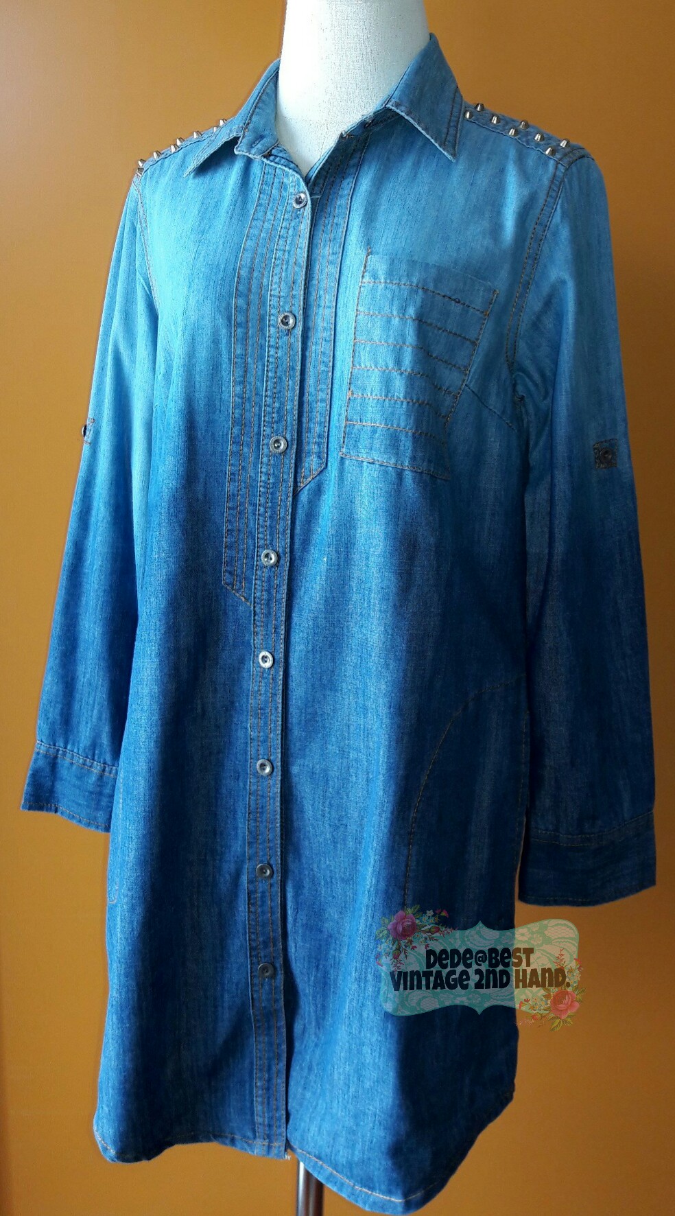 T81:First-hand top เสื้อยีนส์แขนยาว ตอกหมุดที่ไหล่ (สินค้าใหม่ค่ะ)