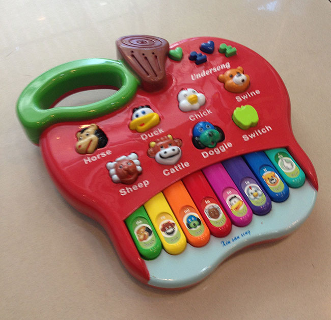 ของเล่นเปียโนรูปแอปเปิ้ล มีเสียงสัตว์และเสียงเพลง