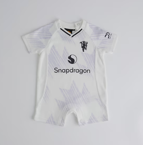 เสื้อเด็กแมนเชสเตอร์ ยูไนเต็ดสำหรับเด็กทารก 2025/26 Baby Away Romper ของแท้