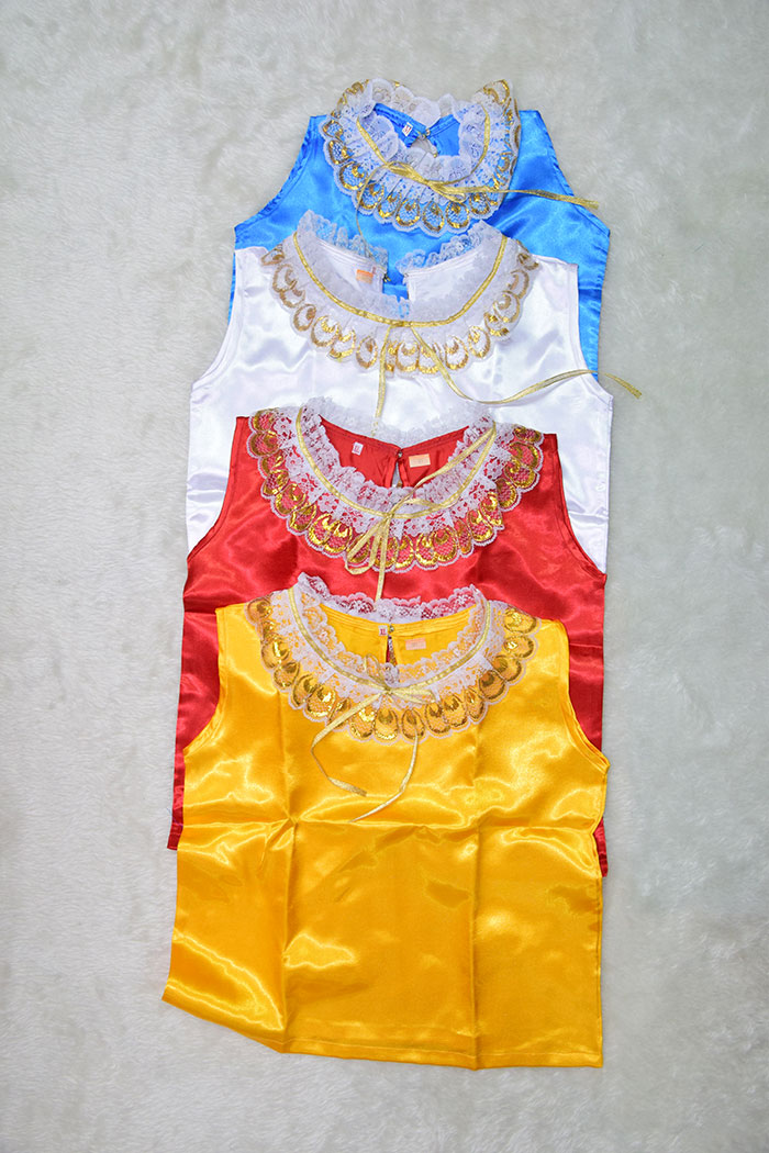 เสื้อคอกระเช้าลูกไม้ แขนกุด ผ้ามัน ประจำชาติไทย