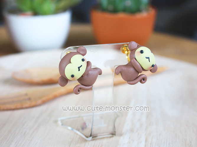 ต่างหูน้องลิงเกาะหู Little monkey