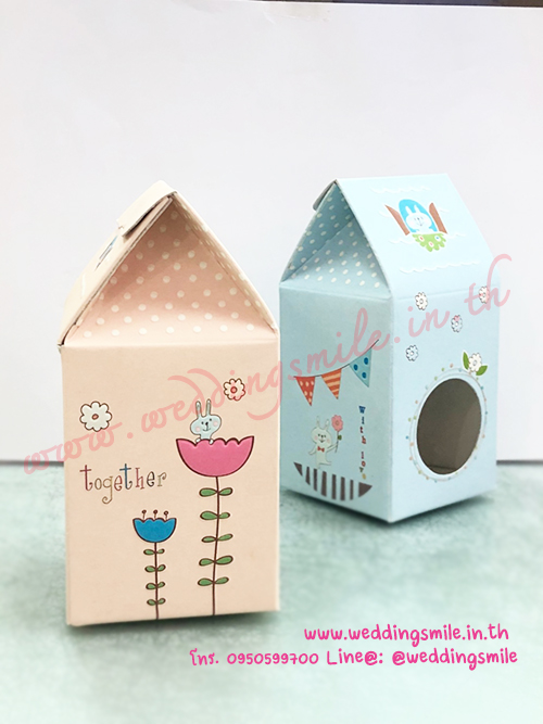 กล่องกระดาษใส่แก้วเป็ก ทรงบ้าน ชมพู-ฟ้า ลายการ์ตูน ขนาดเล็ก เริ่มต้นใบละ 5.-