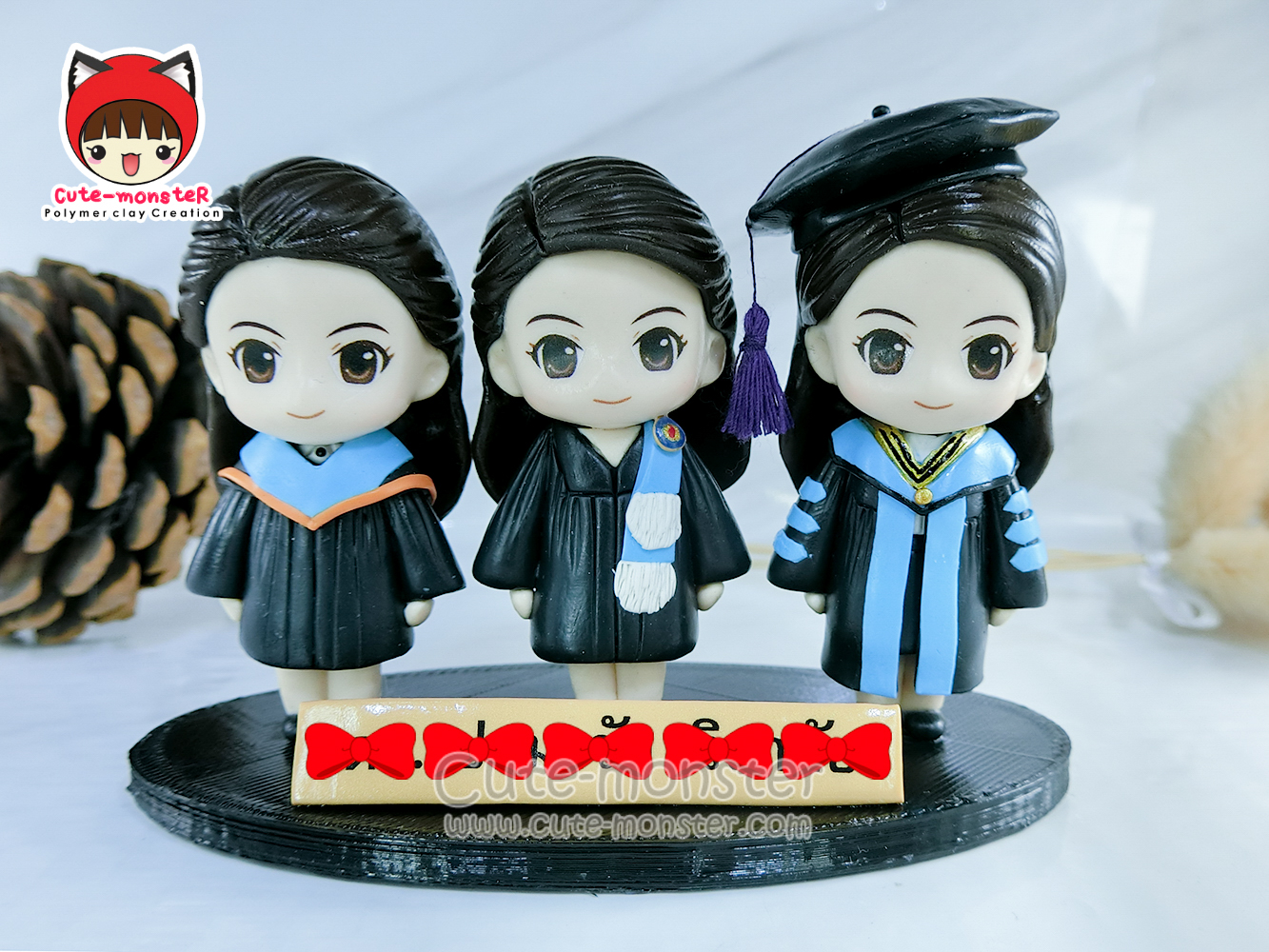 โมเดลตุ๊กตารับปริญญา สูง 2.5"