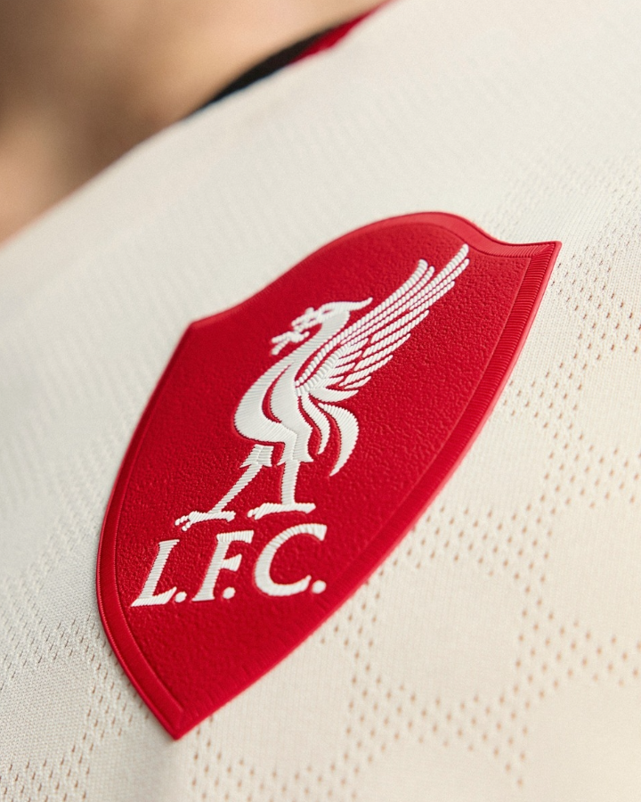 เสื้อลิเวอร์พูล 2025 2026 ทีมเยือน 25/26 Away Match เวอร์ชั่นนักเตะของแท้