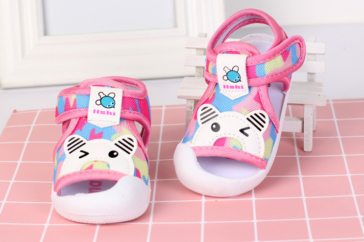 รองเท้ารัดส้น เปิดหน้าระบายอากาศ ลายหมีสีชมพู Size 17-22