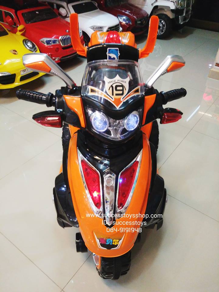 LE3167OR มอเตอร์ไซค์ 3ล้อมีรีโมท มีที่กันตก สีส้ม