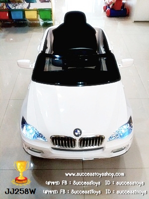 JJ258Wรถแบตเตอรี่เด็กนั่ง รุ่น BMW-X6 เปิดประตูได้ ลิขสิทธิ์แท้ BMW มี 4 สี แดง ดำ ขาว น้ำเงิน