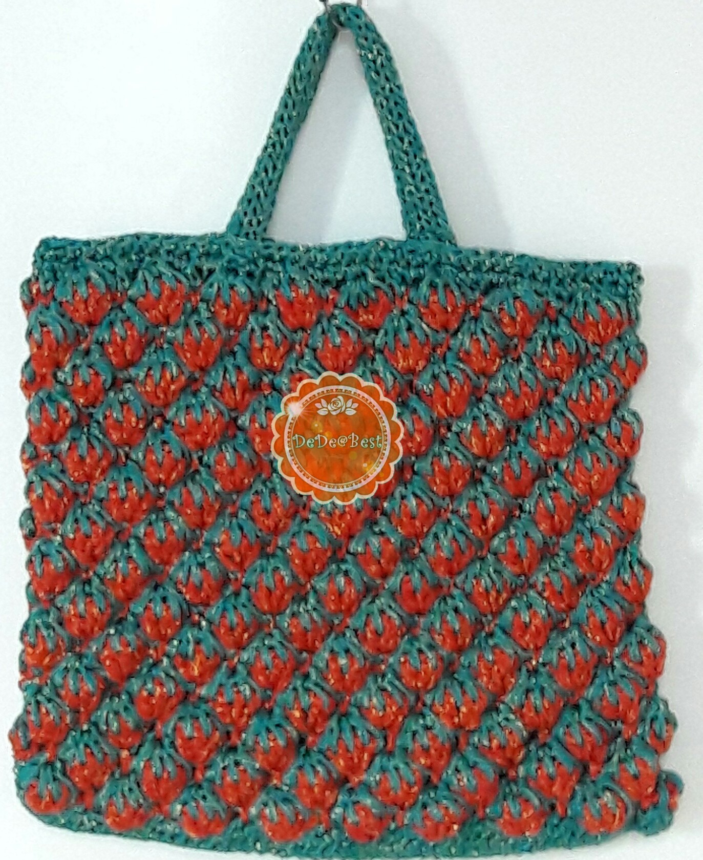 หมดค่ะ B68:Handmade bag กระเป๋าถักเชือกร่มดิ้นทอง สตอเบอรี่สีแดง+สีเขียว สินค้าใหม่ค่ะ❤