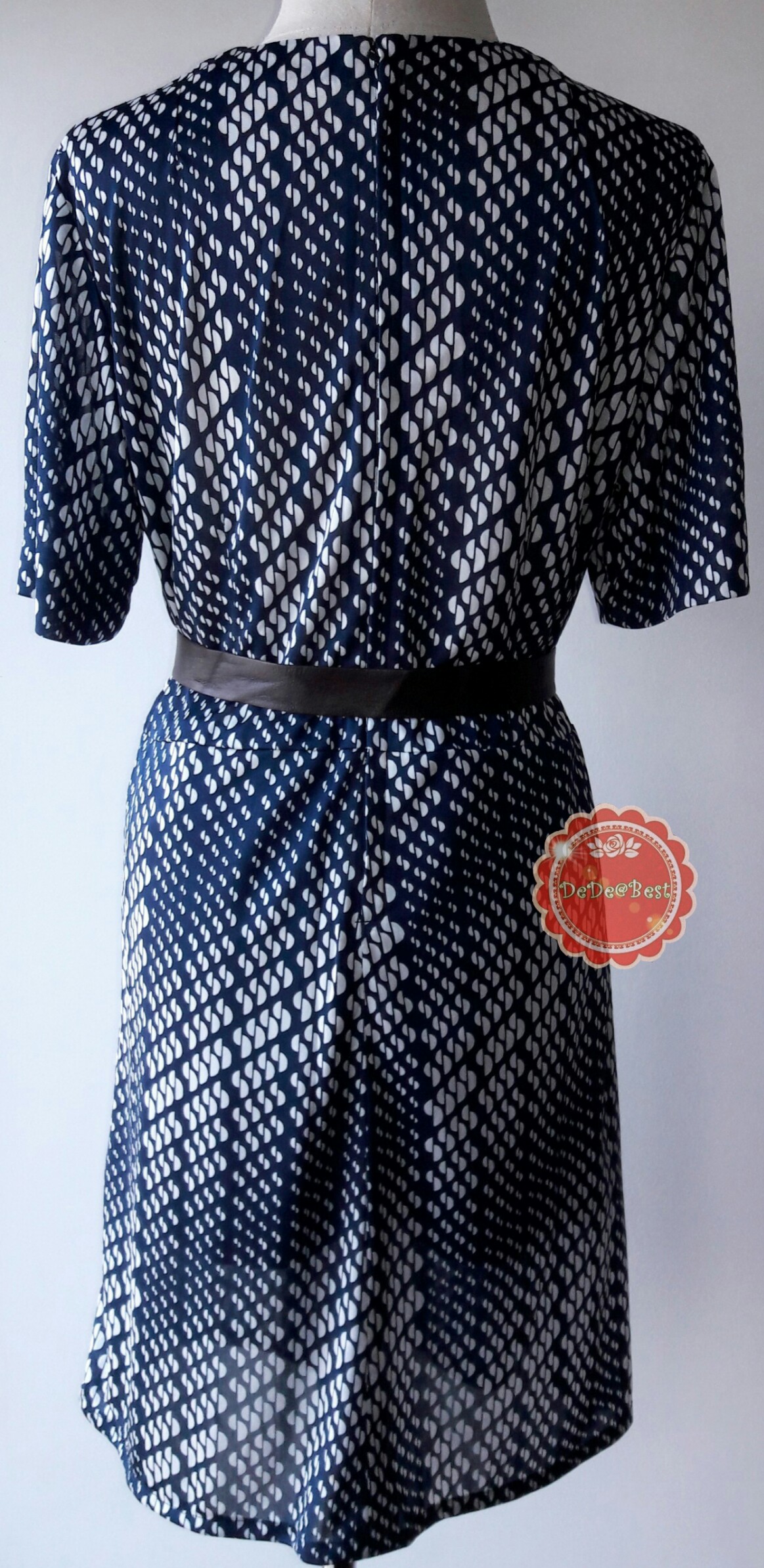 ขายแล้วค่ะ D1:Vintage dress เดรสวินเทจลายกราฟฟิคย้อนยุค ❤