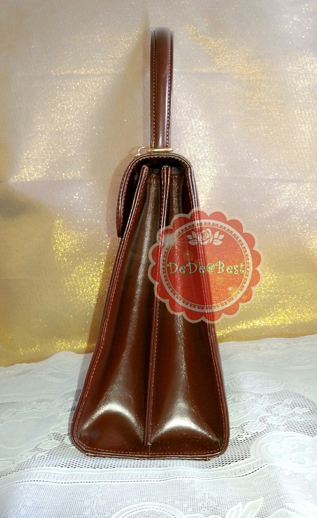 B24:Vintage leather bag กระเป๋าถือ ทรงสี่เหลี่ยม หนังแท้ สีน้ำตาล สวยสง่างาม