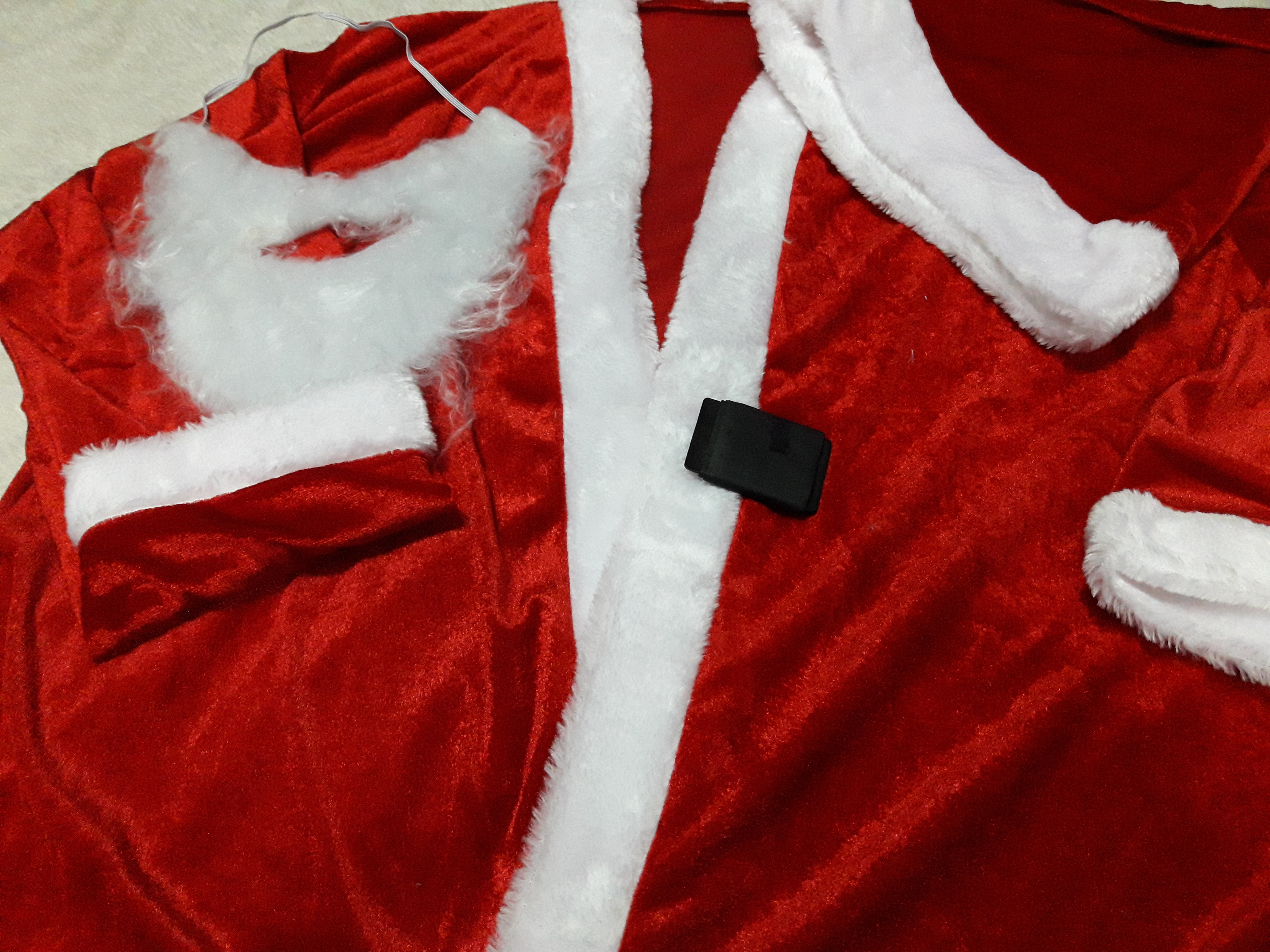 ชุดเซทซานต้าเด็กโต พร้อมหมวก สายเข็มขัด และหนวดปลอม