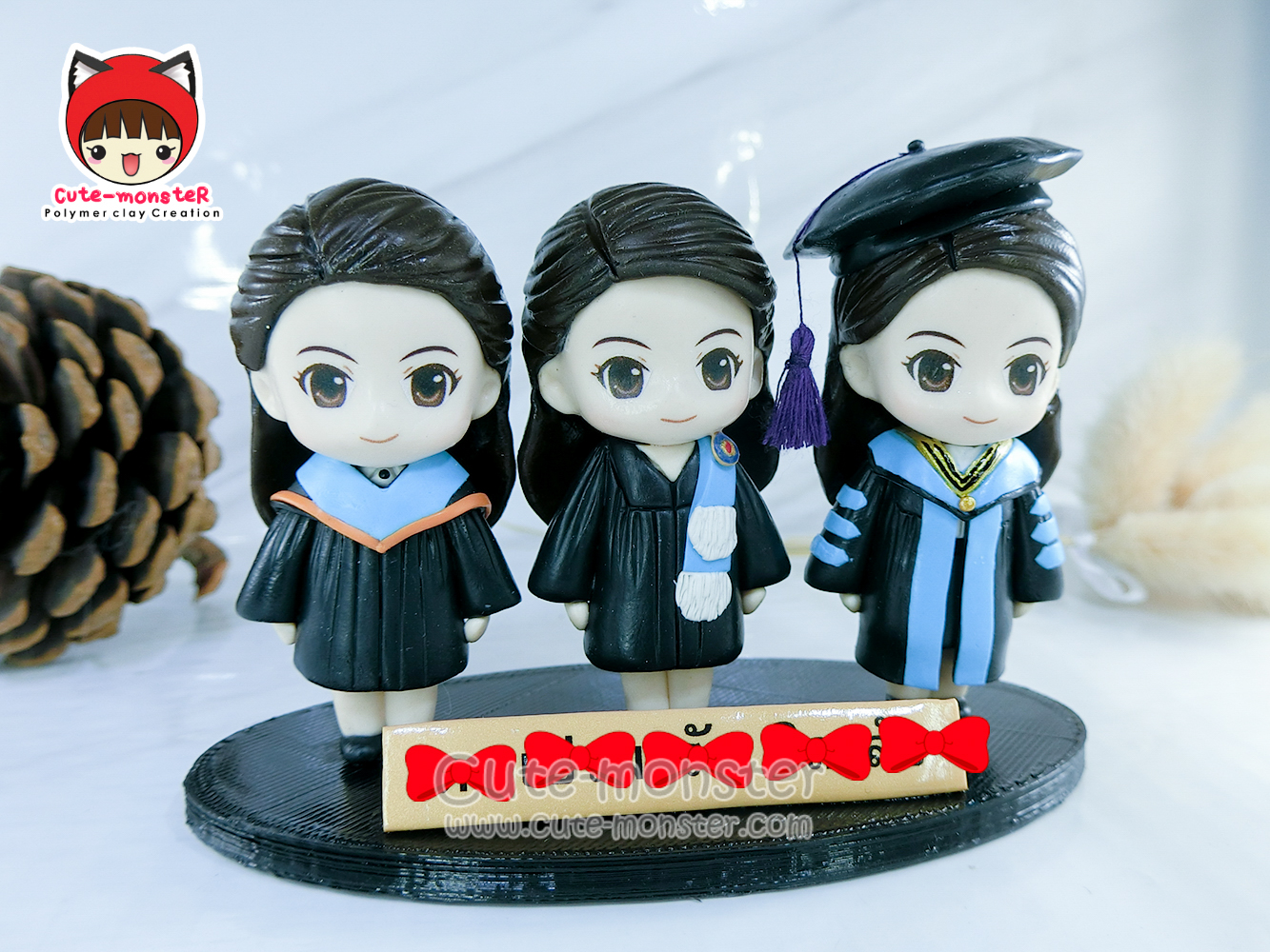 โมเดลตุ๊กตารับปริญญา สูง 2.5"