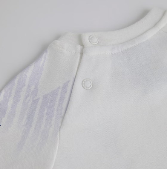 เสื้อเด็กแมนเชสเตอร์ ยูไนเต็ดสำหรับเด็กทารก 2025/26 Baby Away Romper ของแท้