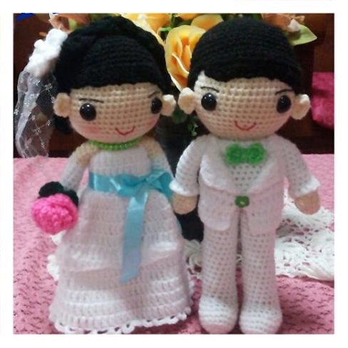 ตุ๊กตาถัก แต่งงาน ขนาด 9 นิ้ว
