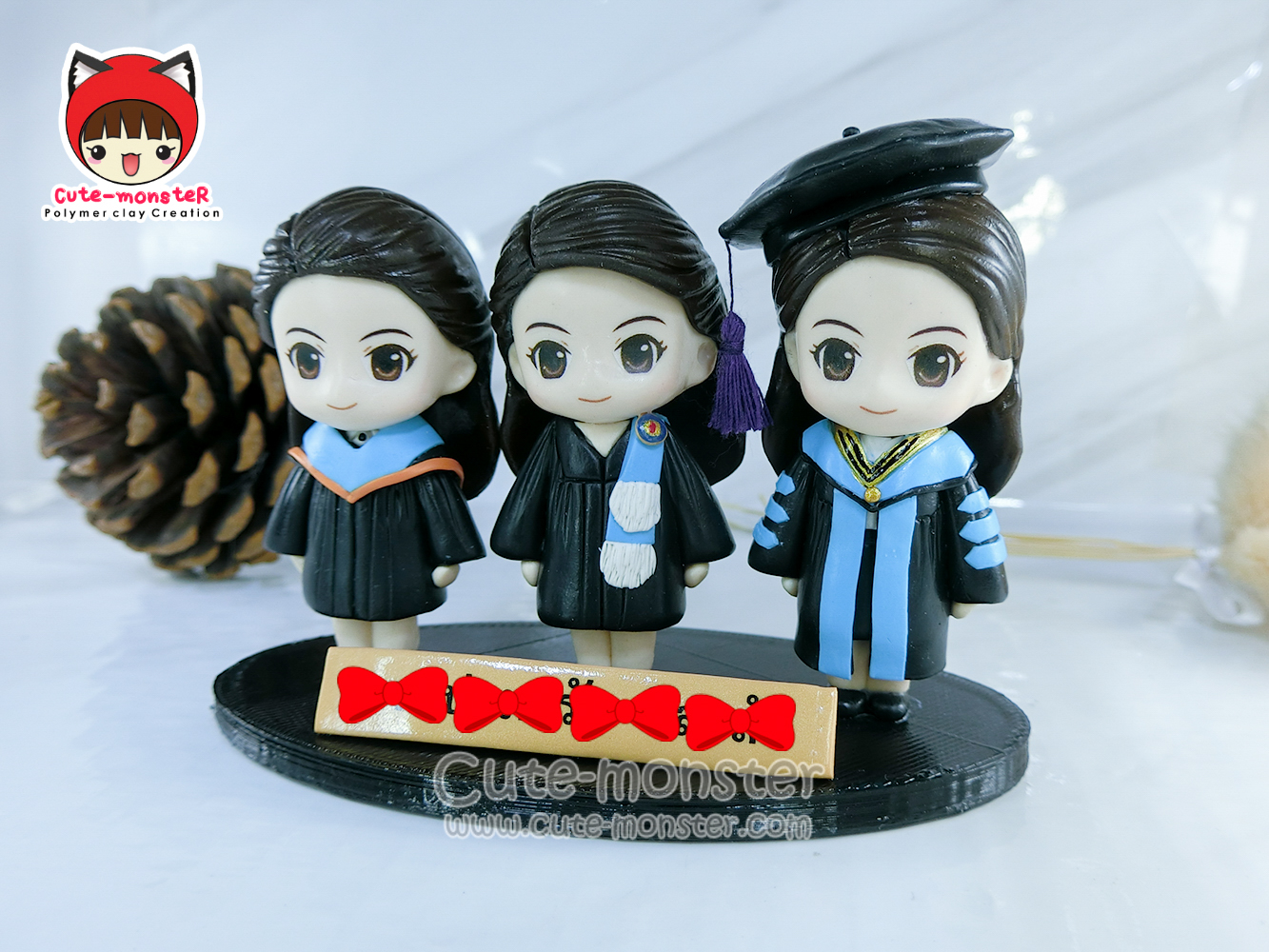 โมเดลตุ๊กตารับปริญญา สูง 2.5"