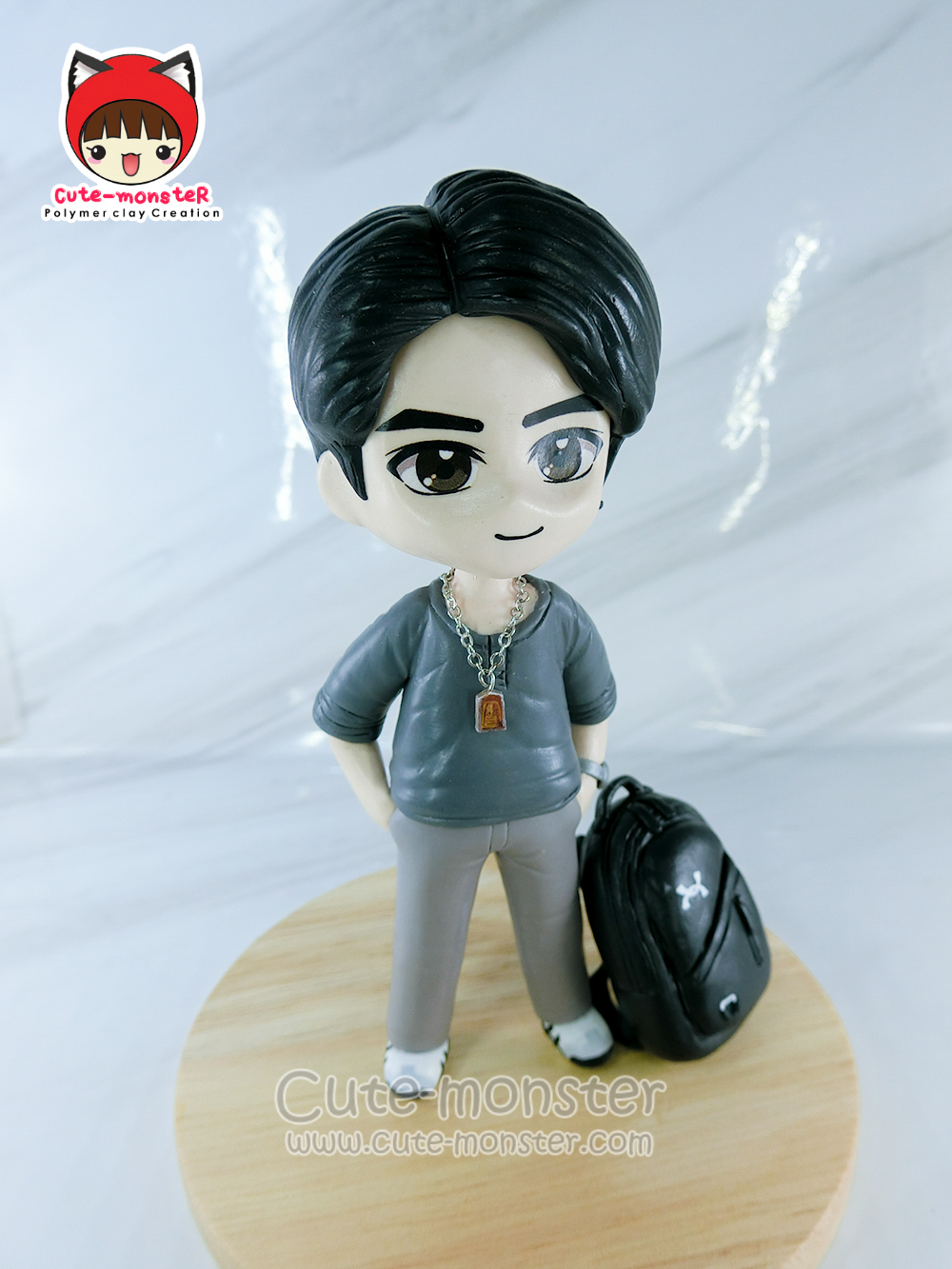 โมเดลดินปั้น ตุ๊กตาดินปั้น งานสั่งทำตามแบบ สูง 4"