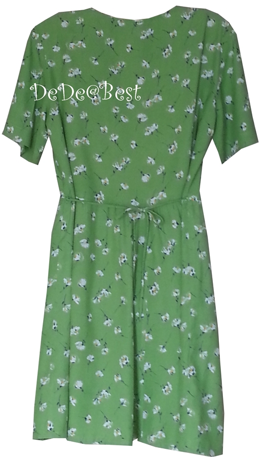 ขายแล้วค่ะ D44:Vintage dress เดรสวินเทจสีเขียวลายดอกไม้