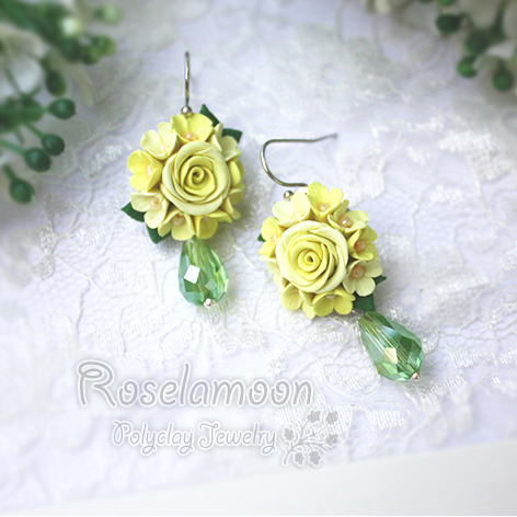 Yellow daisy with Rose