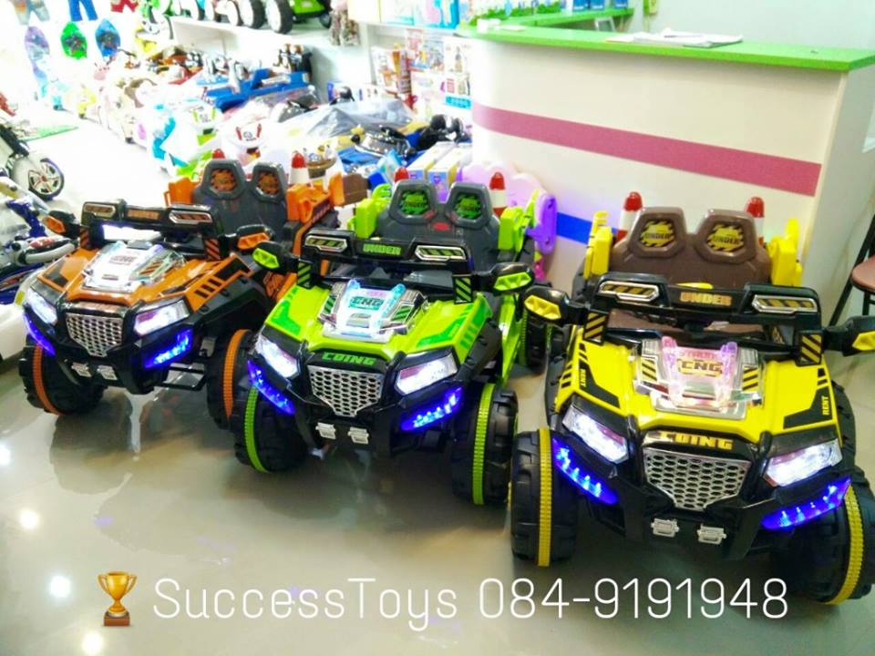 รถแบตเตอรี่เด็กนั่ง รุ่น LN068 รถจิ๊ฟ 2 มอเตอร์ 2 แบต 6v7 มี 3 สี เหลือง ส้ม เขียว